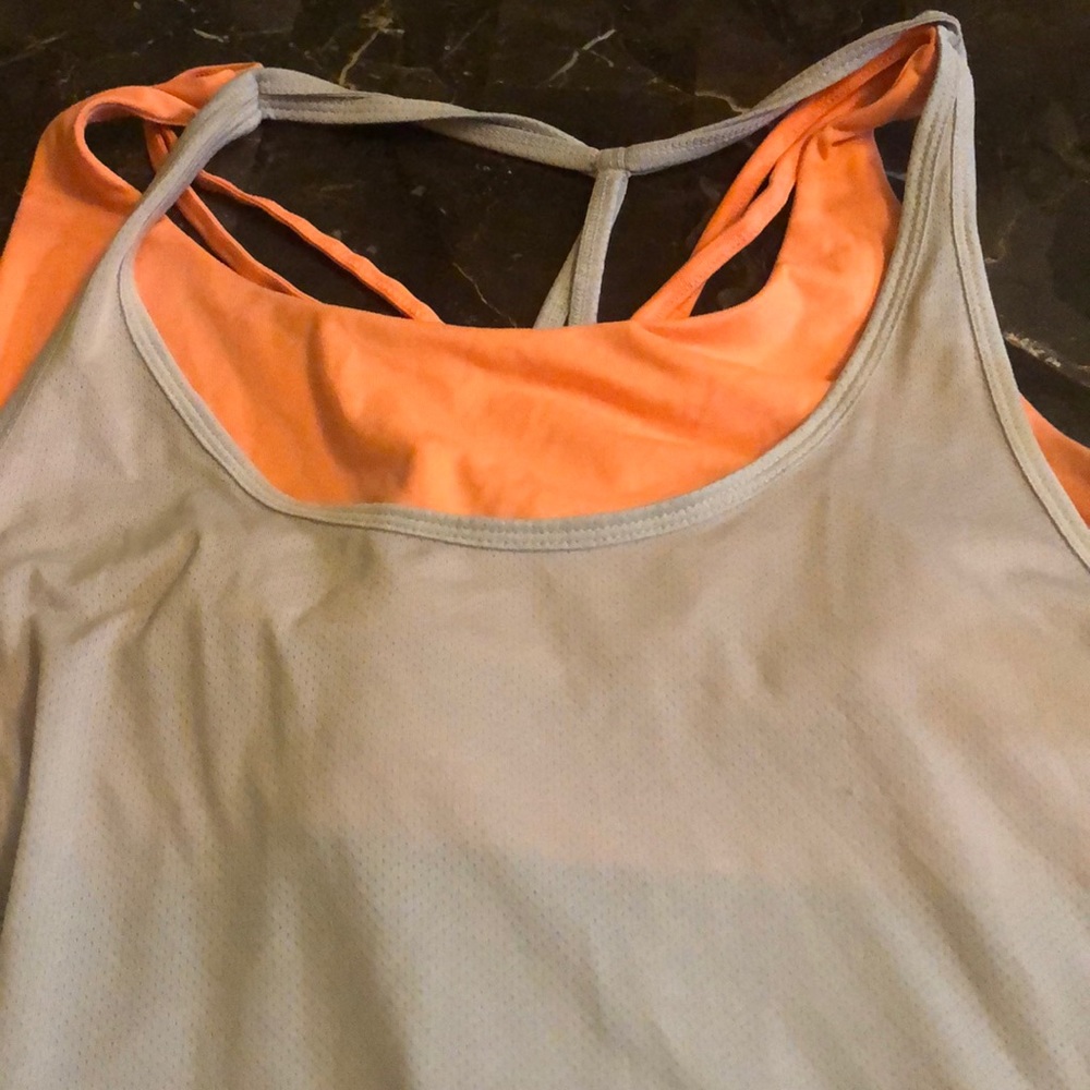 Strappy built in bra active top XXL